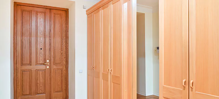 Glass Closet Door Repair in Pompano Beach, FL