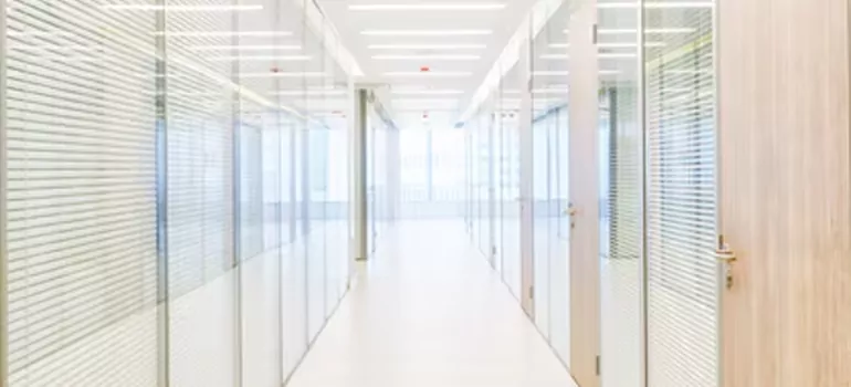 Frosted Glass Windows Replacement in Pompano Beach, FL